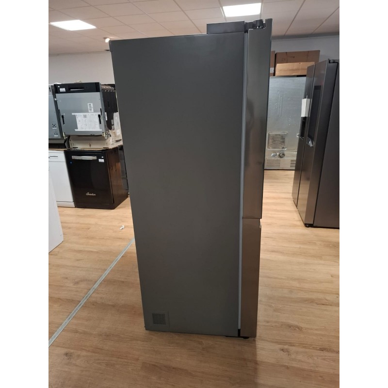 Schademodel - LG GSJV51PZTE | 635 L, Side-by-Side koelkast met ijs-, crushed ice en waterdispenser | interne watertank | Total No Frost | Linear Cooling | DoorCooling | Platinum Silver