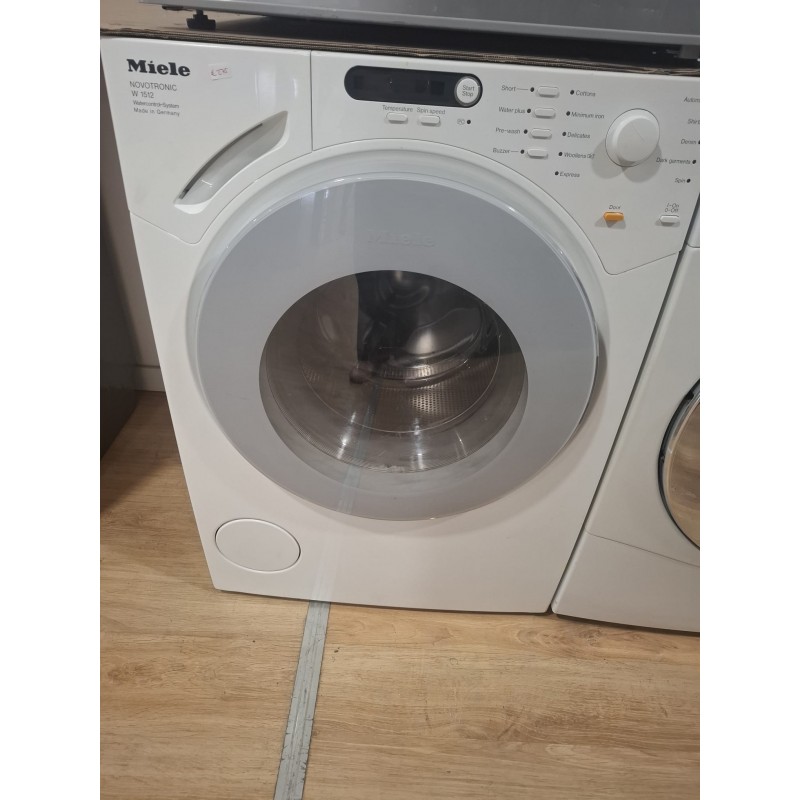Refurbished - Miele W1512 Wasmachine 5kg 1200t