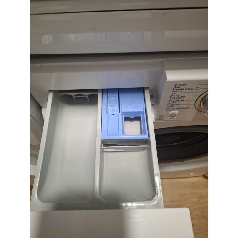 Refurbished - LG FH4J5TN8 - Wasmachine - 8 kg - 1400 tpm - Direct Drive - Energieklasse D