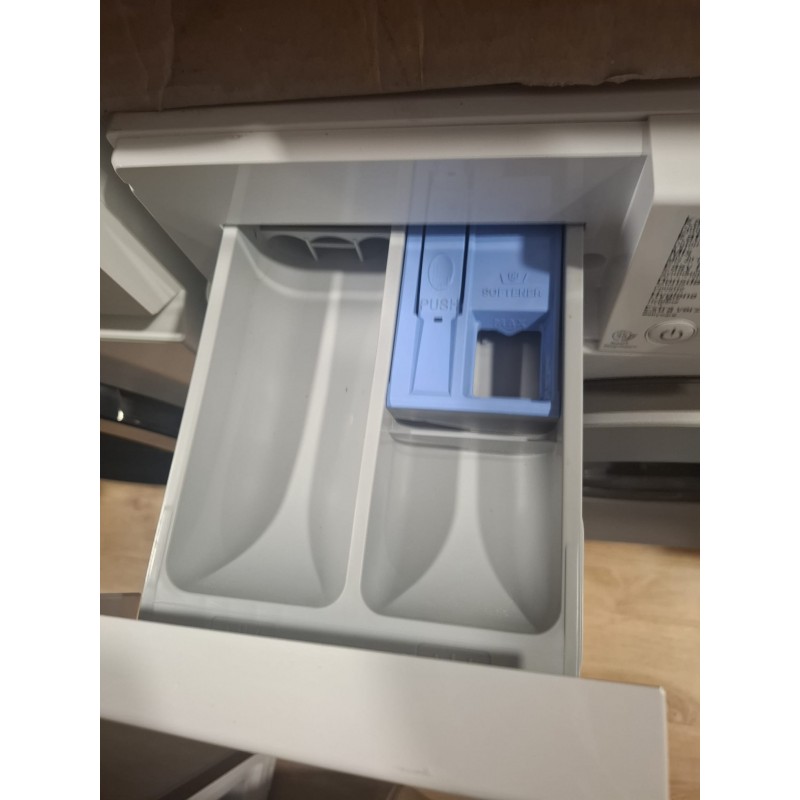 Refurbished - LG Fh4j5tn8 - Wasmachine - 8 kg - 1400 tpm - Direct Drive - Energieklasse D