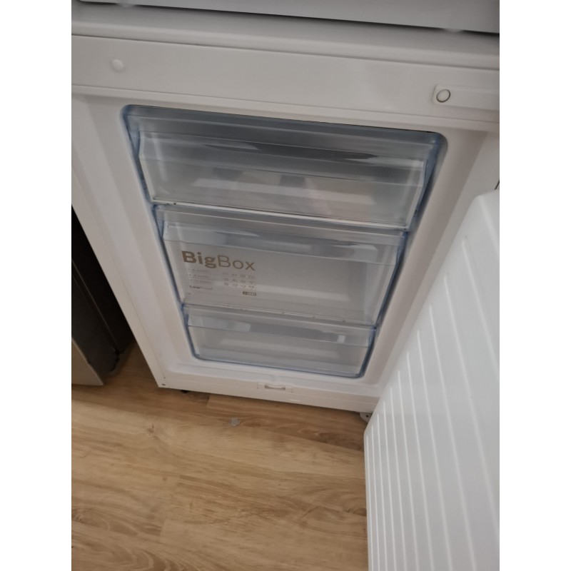 Refurbished - Bosch KGE36AW40 Koel vriescombinatie - 149 kWh per jaar - 186 x 60 x 65 cm