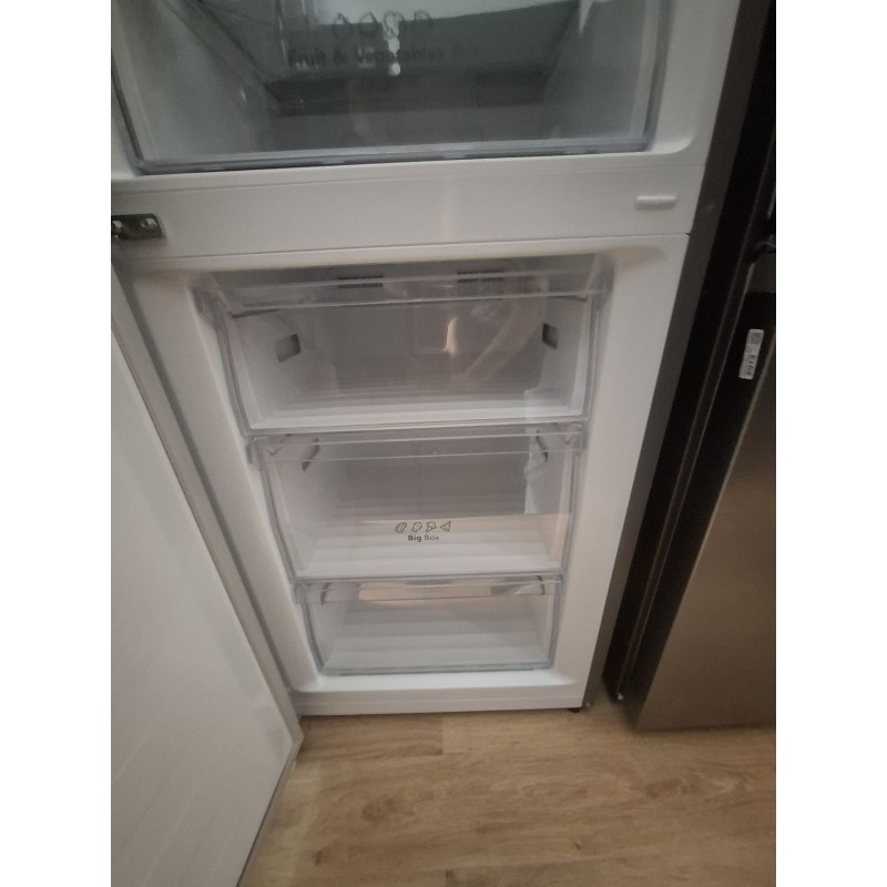 Refurbished - HISENSE RB390N4CCD Koel-vriescombinatie - Niet inbouwbaar - Breedte 59,5 cm - Hoogte 208,00 cm - 304 l