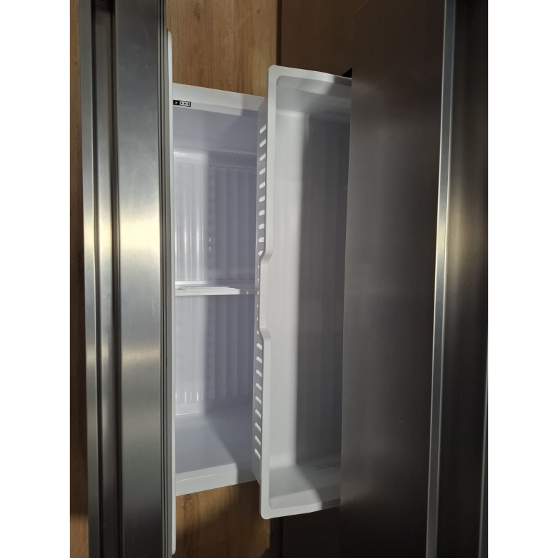 Refurbished - Hisense RF749N4SWSE amerikaanse koelkast Vrijstaand 579 l E Roestvrijstaal 