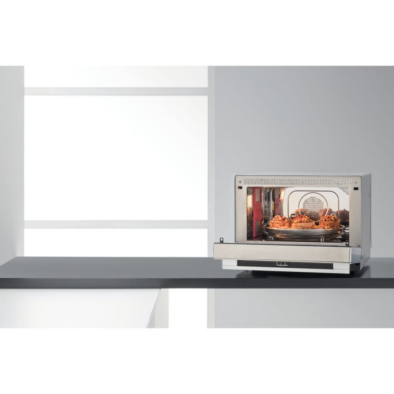 Whirlpool Supreme Chef MWSC 9133 SX - Combimagnetron - 33 liter - 1000 watt - Zilver