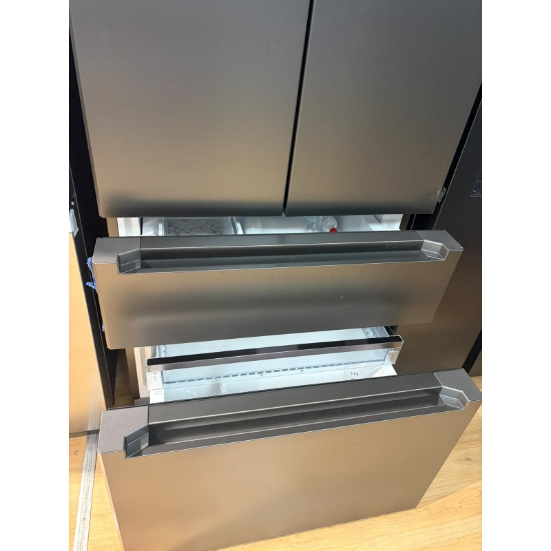 Liebherr MBBSDI 9556-20 - BlackSteel  - Touch display - Energieklasse D - NoFrost - Aansluiten op waterleiding