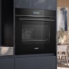 Siemens HB774G1B2 - iQ700 - Inbouwoven - 60 x 60 cm - Air Fry-functie: voor perfect en gezonde gefrituurde gerechten - Eenvoudig te reinigen met pyrolytische zelfreiniging - Home Connect -Zwart